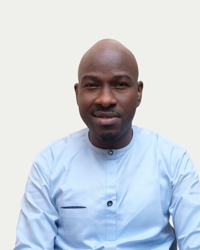 Beige Cream Beauty Product Features Instagram Post (1)